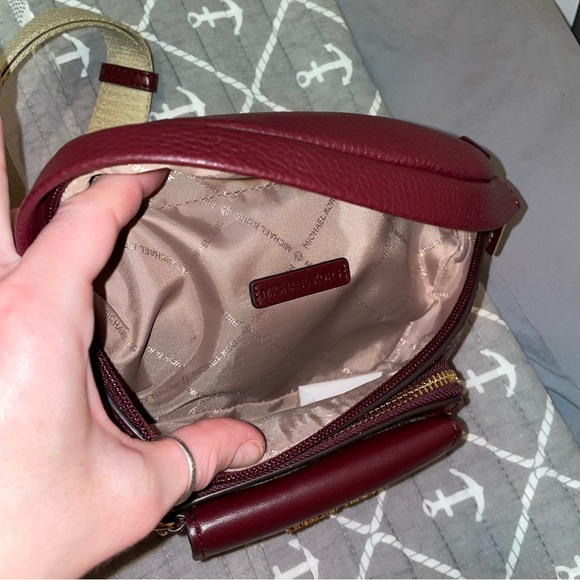 NWT Authentic MK Michael Kors Maisie Small 2-in-1 Waistpack in Oxblood Leather - Picture 7 of 12